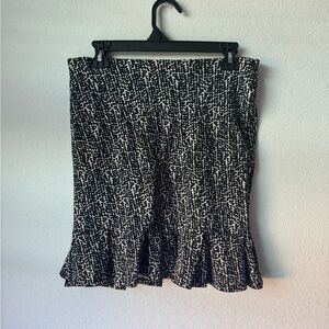Ann Taylor Petite Printed Ruffle Hem Skirt Size 2P